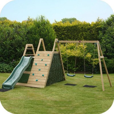 plum pyramid climbing frame