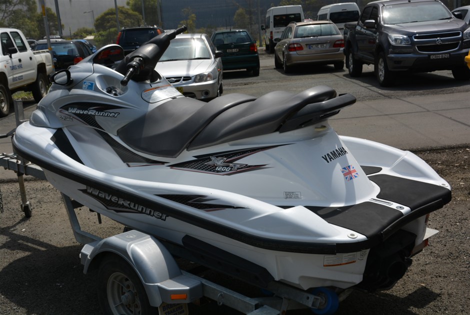 2001 Yamaha Wave Runner Jet Ski XLT1200 Auction (00015022641) Grays
