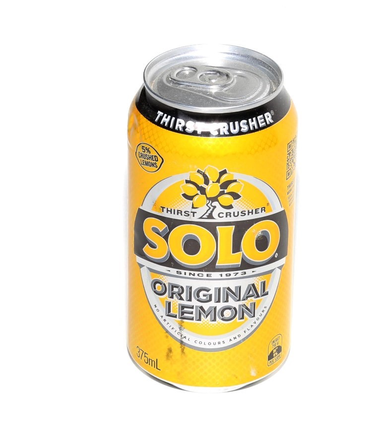 135 Cans x SOLO Original Lemon 375ml. (236983-139) Auction ...