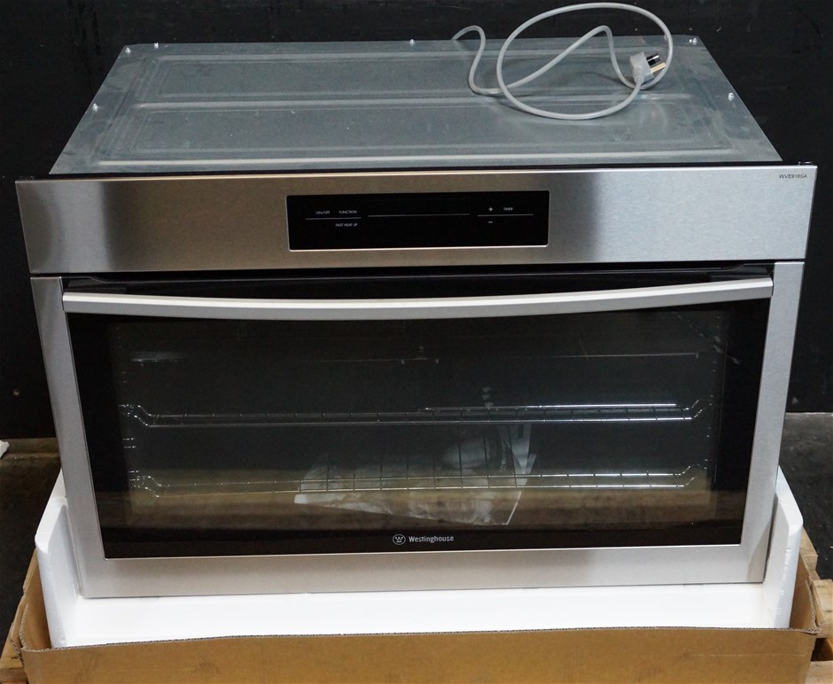 Westinghouse 90cm Stainless Steel Electric Wall Oven (WVE916SA) Auction