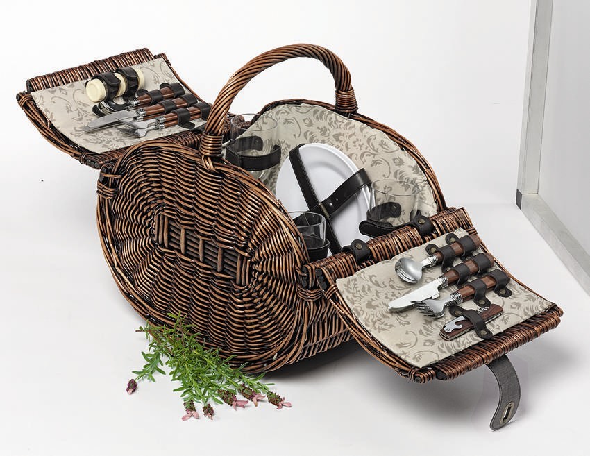 4 Person Wicker Cane Picnic Basket - Dar