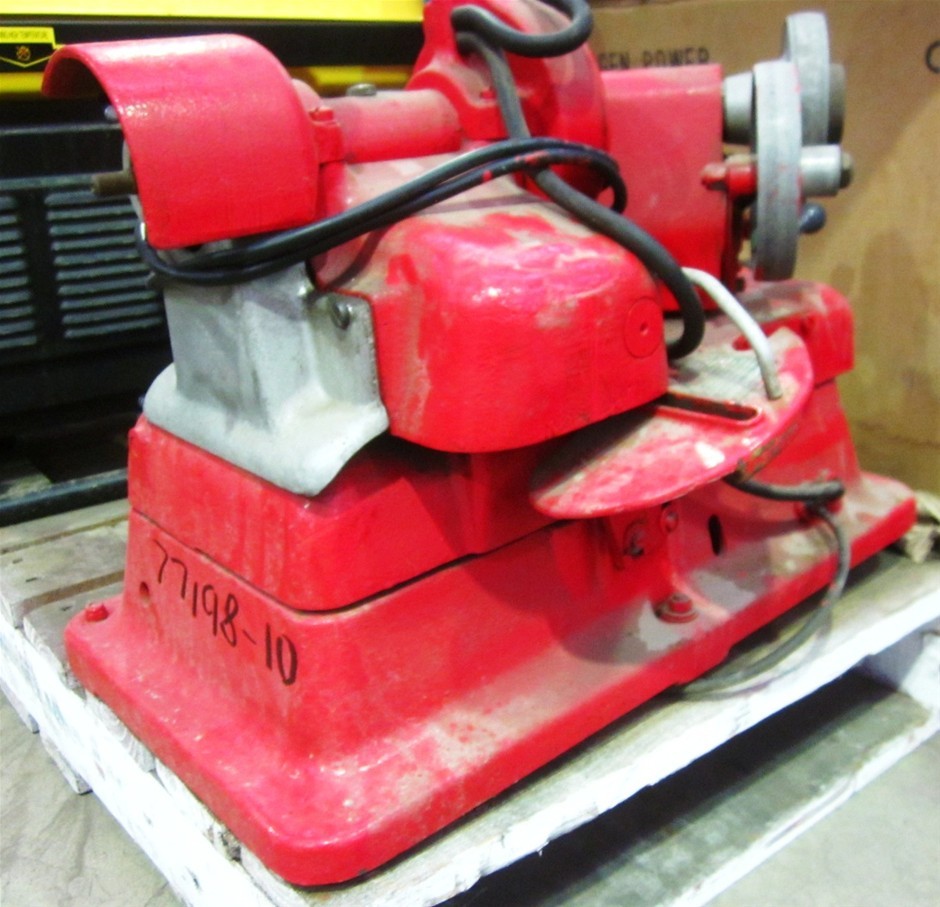 Black and Decker valve master refacer grinder, 240volt, 600watt motor