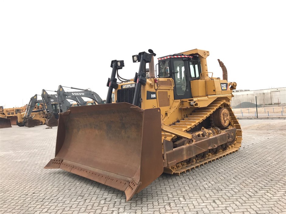 Caterpillar D9R Dozer