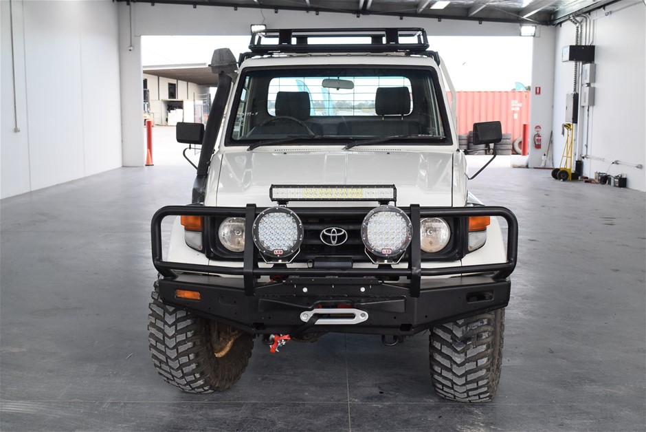 2004 Toyota Landcruiser Di Turbo 4200 eFi 4WD Manual Auction (0001 ...