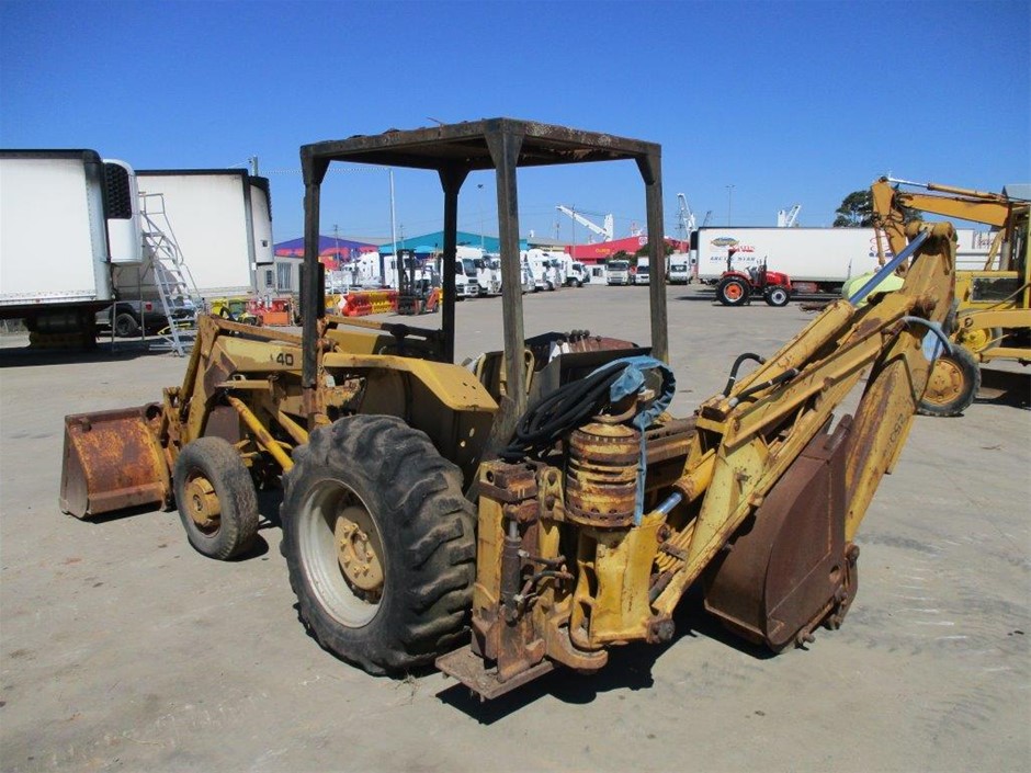 Massey Ferguson MF40 Backhoe Loader Auction (00317017753) Grays