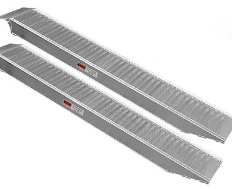 Trailer ramps 1.6m x 30cm