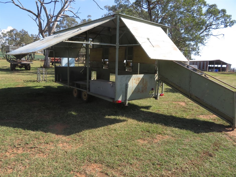 Portable/ Mobile three stand Shearing shed trailer 240 Auction (0034