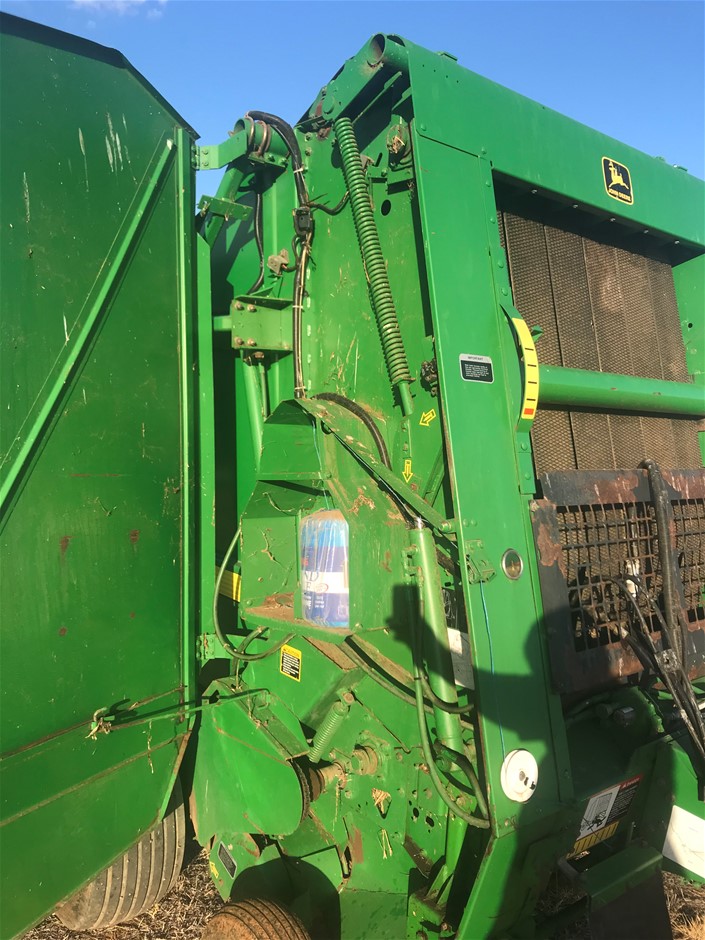 Baler, John Deere 466 Silage Special Round Baler Auction (00575034760
