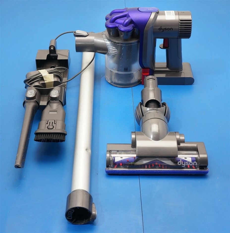 Dyson DC35 ANIMAL Handheld Vacuum Cleaner Auction (00142173101
