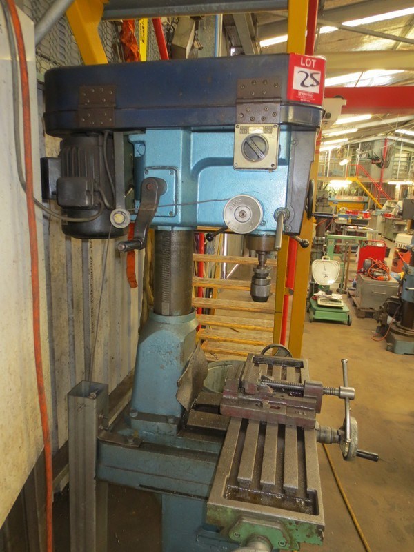 Rong Fu mill drill, Model RF30, belt driven variable speed, Auction