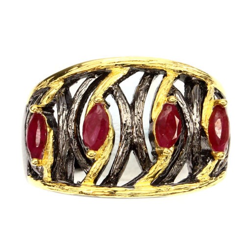 Stunning 2-Tone Gold Top Blood Red Ruby Ring. Size 'R'