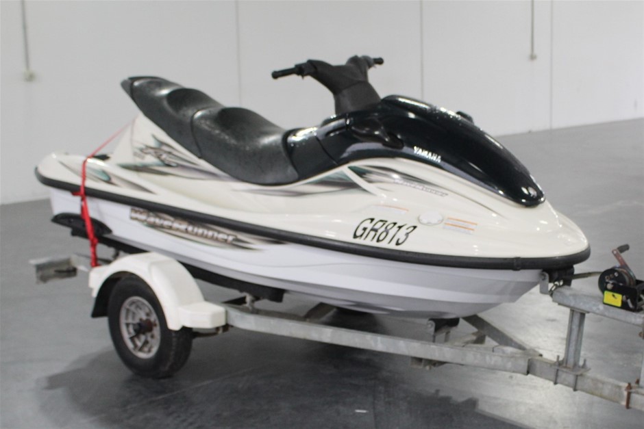 waverunner black