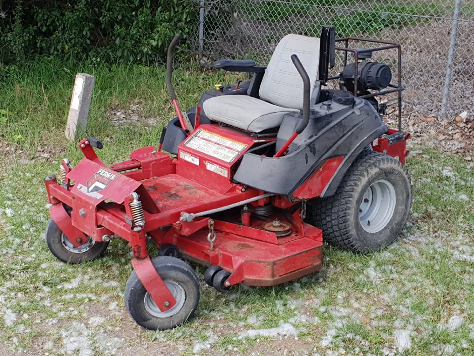 Ferris 48inch Zero turn commercial lawn mower Auction (00235036138