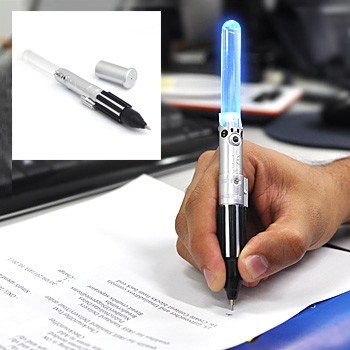 Star Wars Glowing Lightsaber Pen