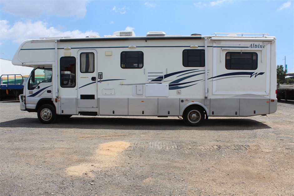 2007 Isuzu NPR 400 Long Winnebago Alpine Motorhome 31Ft (95253kms