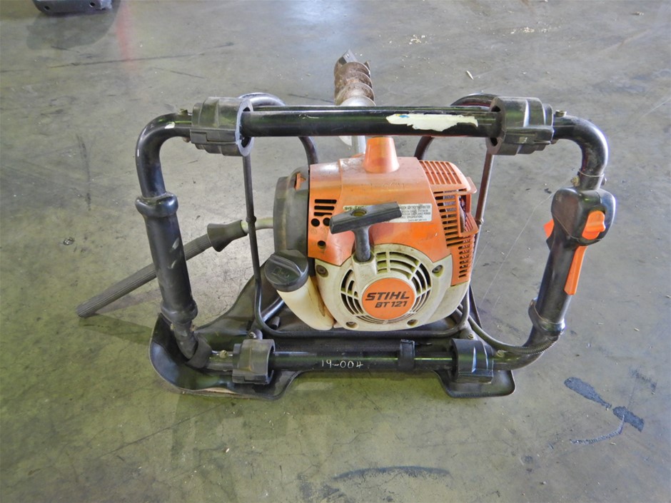 Stihl BT121 Petrol Powered Post Hole Digger (Pooraka, SA) Auction (00128011393) Grays Australia