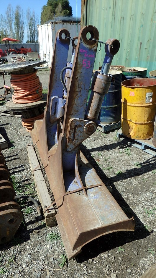 Excavator Blade 2450mm Long Auction (00533015580) Grays Australia