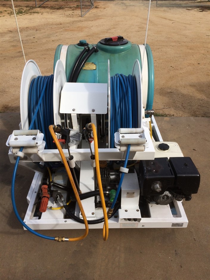 QuikCorp Quik Spray weed Spraying sprayer unit Auction (00725036654