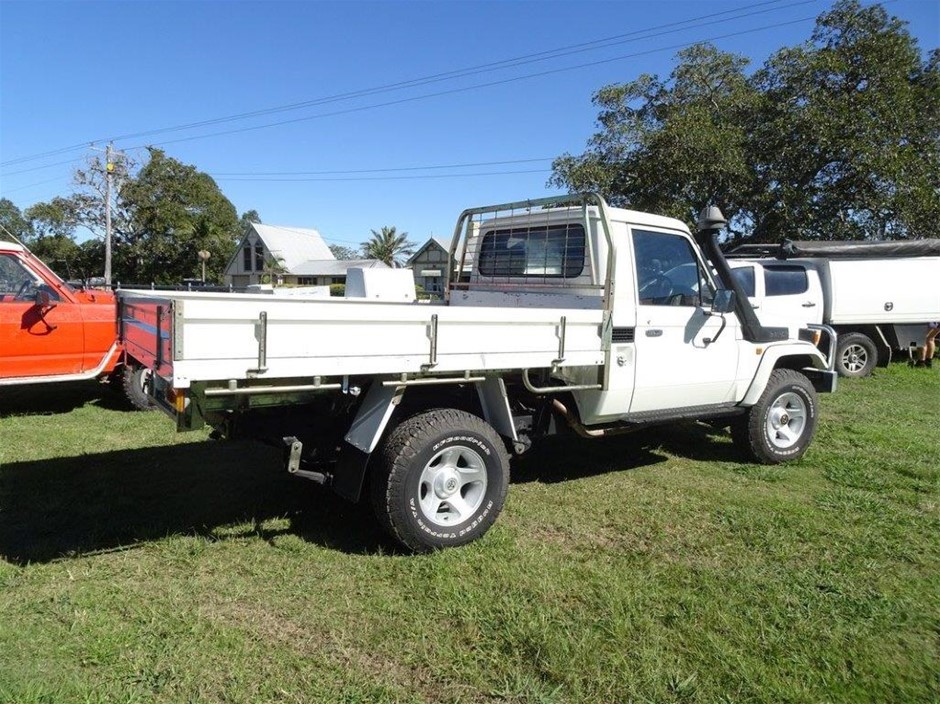 2006 Toyota Landcruiser Ute Auction (0003-7022907) | Grays Australia