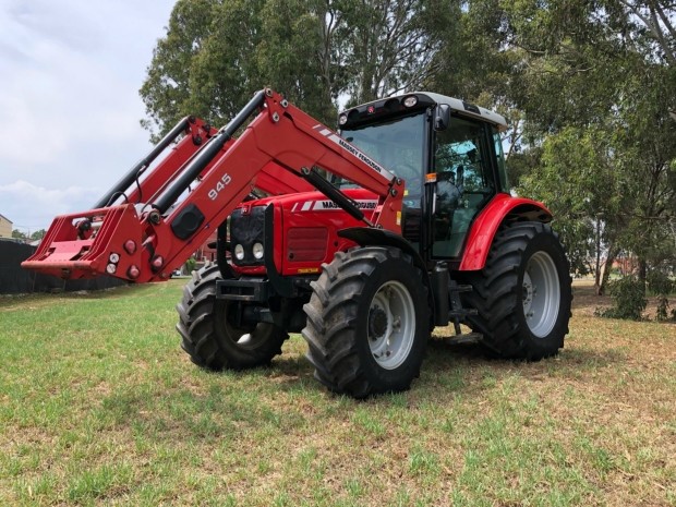 2006 Massey Ferguson 5445 Tractor Auction (0004-3015666) | Grays Australia