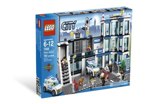 Lego City 7498 Police Station