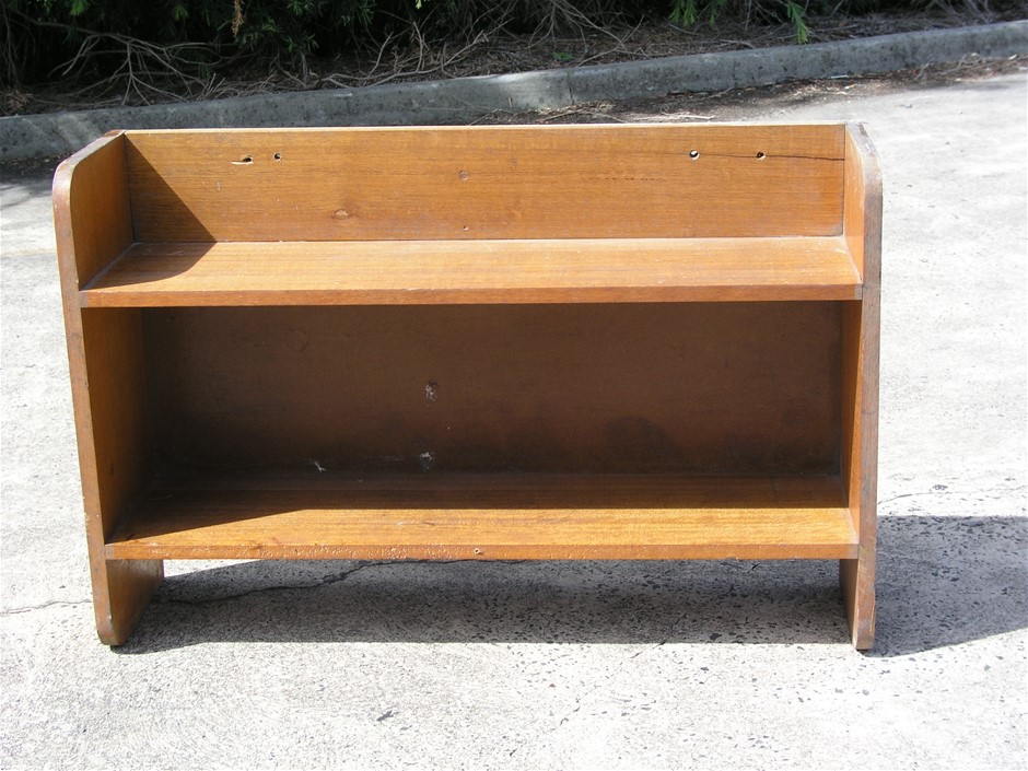 3x Wall Shelves, Bid Price Per Unit