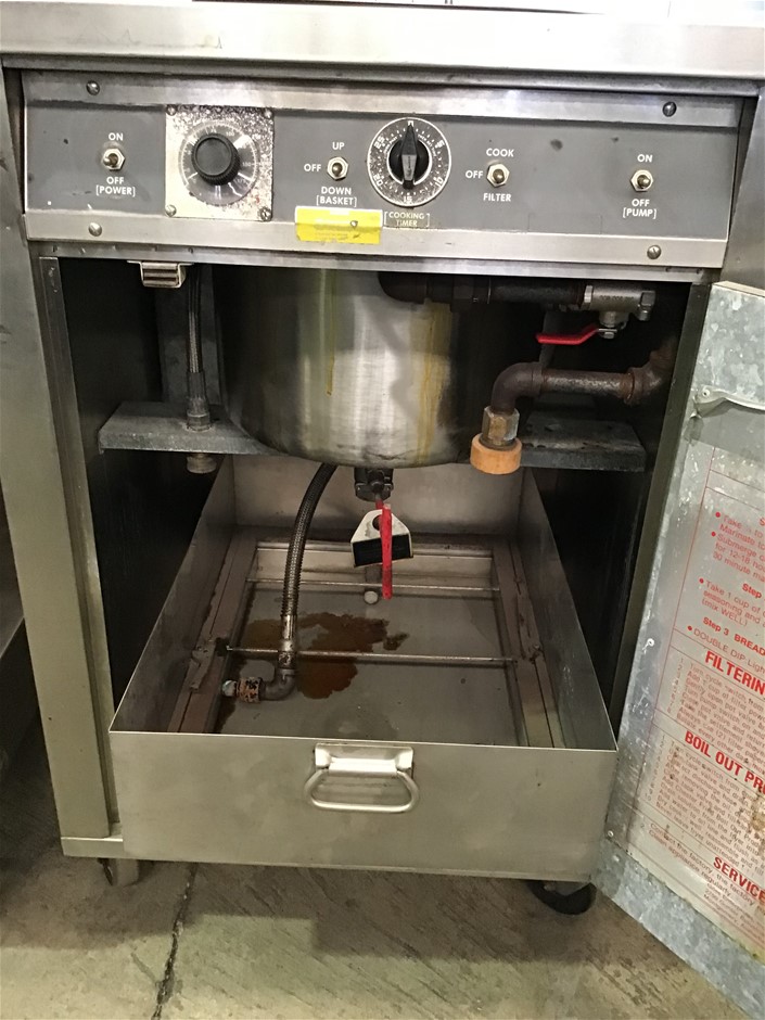 Chester Fried Chicken Cooker Auction (0033-3015953) | Grays Australia