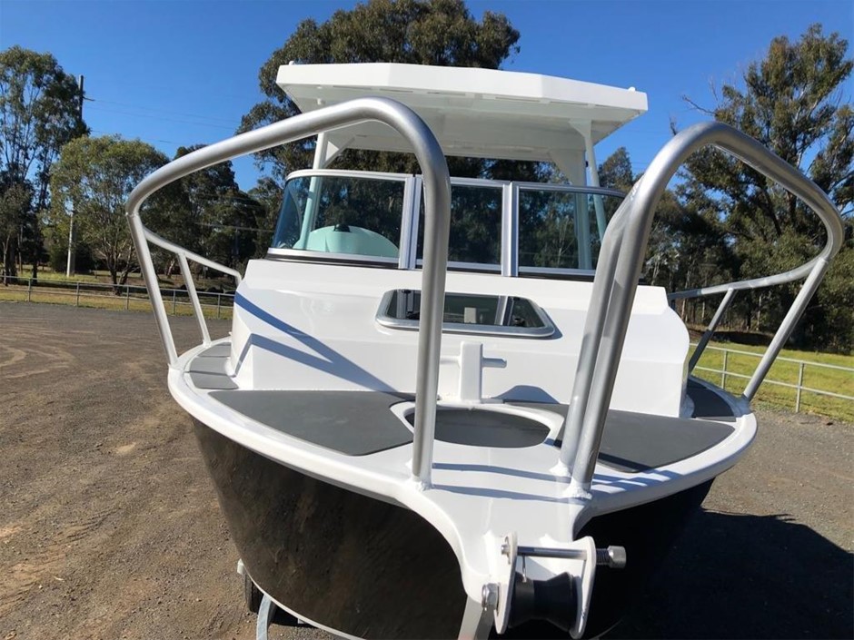 Boat Wildsea 600 Cuddy Cabin Aluminium Custom Plate Auction
