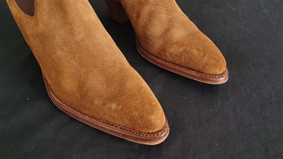 Pair of Ladies RM Williams Suede Boots Auction (0022-7023755) | Grays ...