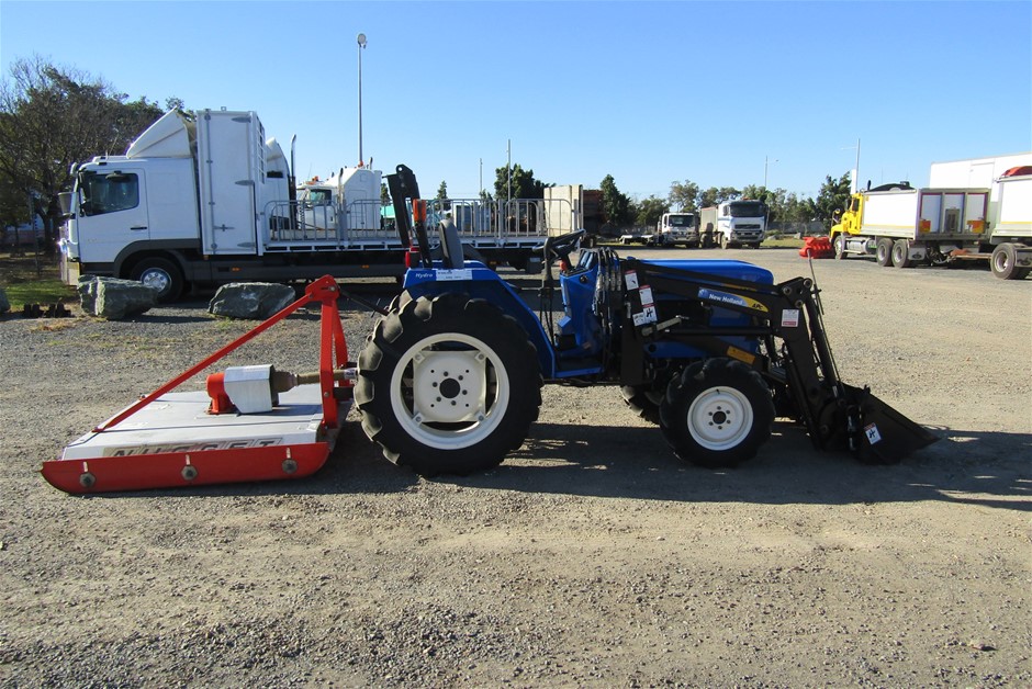 2009 New Holland T1520 4WD Front End Loader 247Hrs Auction (0001