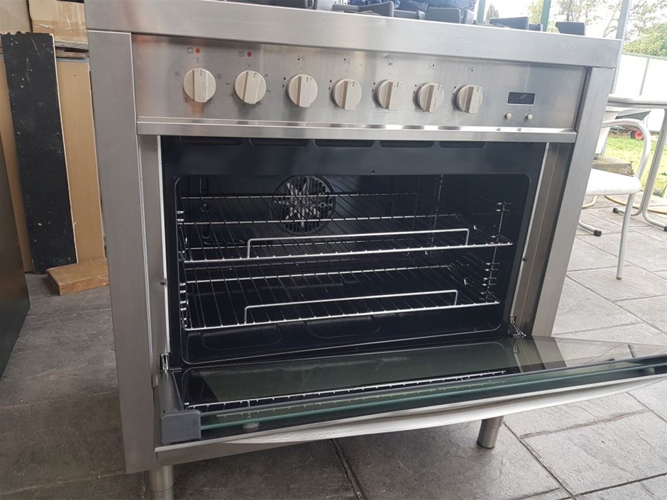 Blanco Freestanding oven Auction (01105039312) Grays Australia