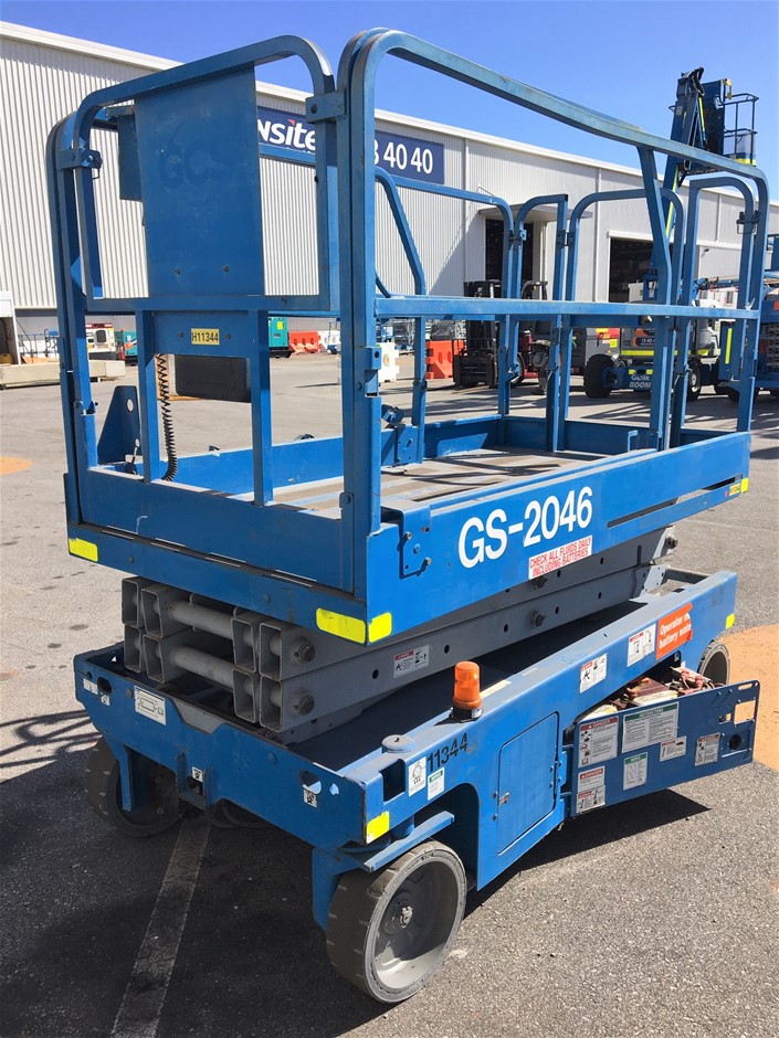 2010 Genie GS2046 20ft Electric Scissor Lift (Location Wangara
