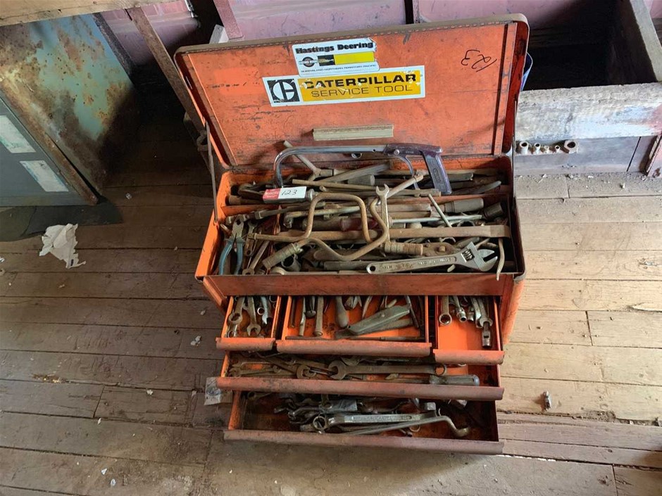 Caterpillar Issued Toolbox Complete with Tools Auction (01237024934