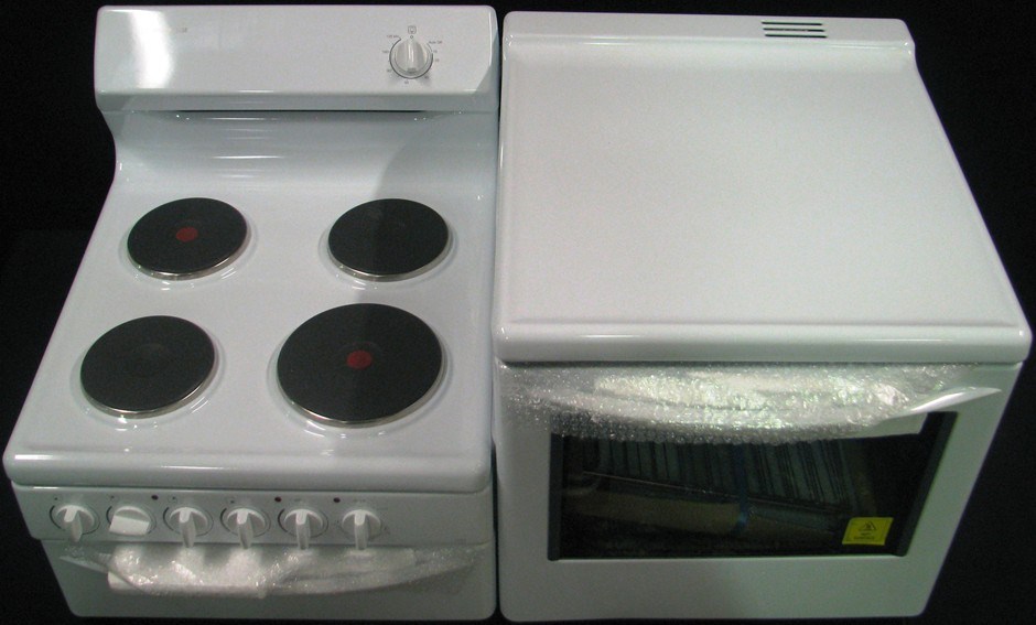 Westinghouse 80L White Elevated Oven with Cooktop. Model PEK1350WR
