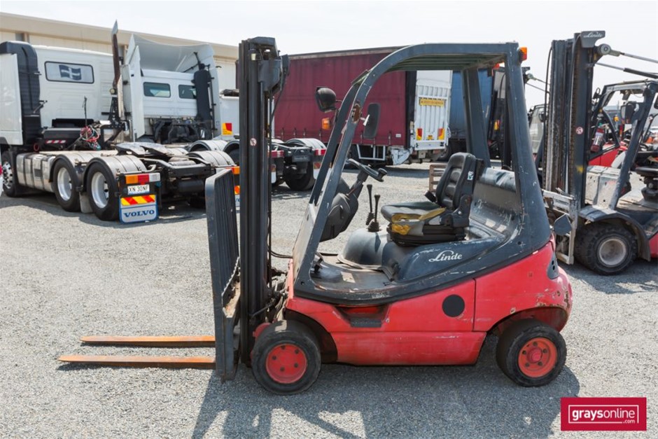 2008 1.8 Tonne Linde H18T03 4 Wheel Counter Balance Forklift Auction