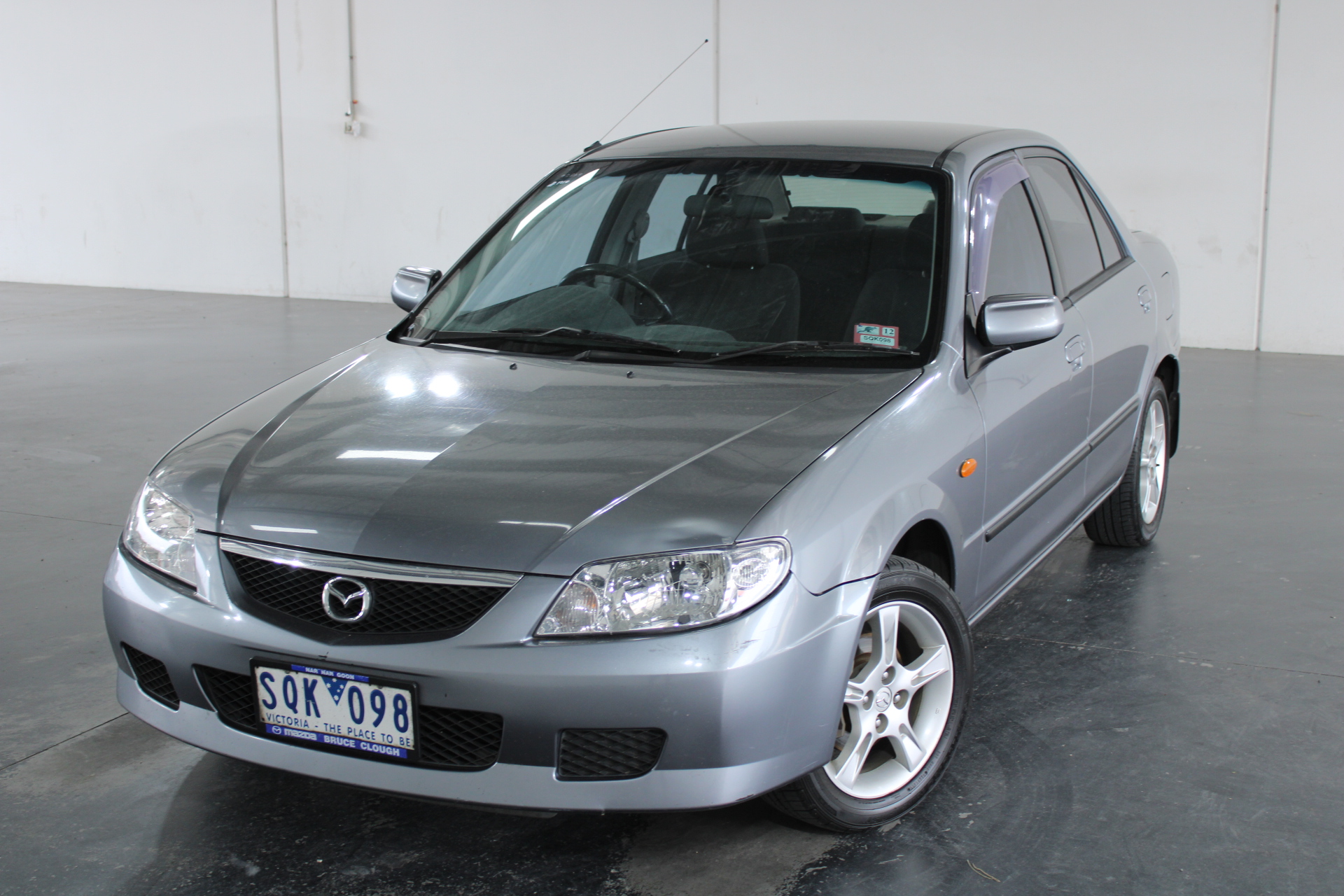 2003 Mazda 323 Protege Shades BJ Manual Sedan Auction (00013455141) Grays Australia