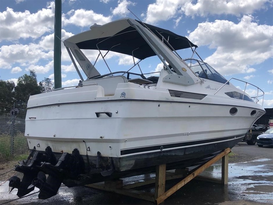 Circa 1991 Bayliner 2955 Avanti boat, Twin 5.0L Mercruiser Engines