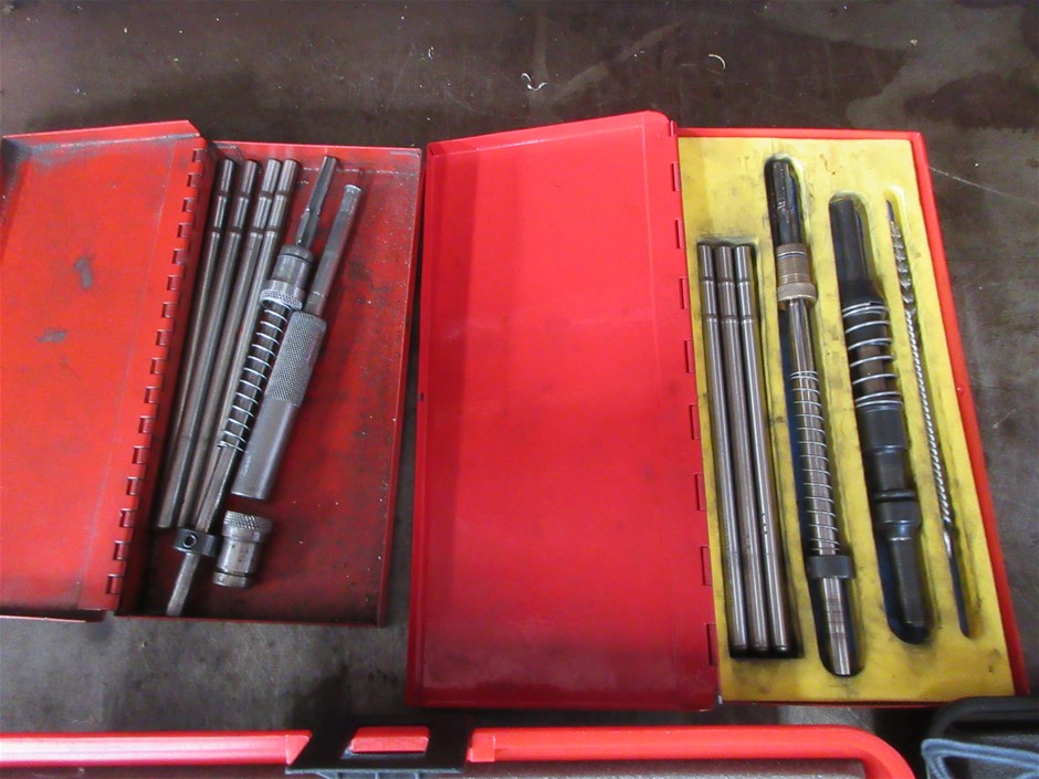 Quantity of Valve Guide Replacement Tool Auction (00479015079