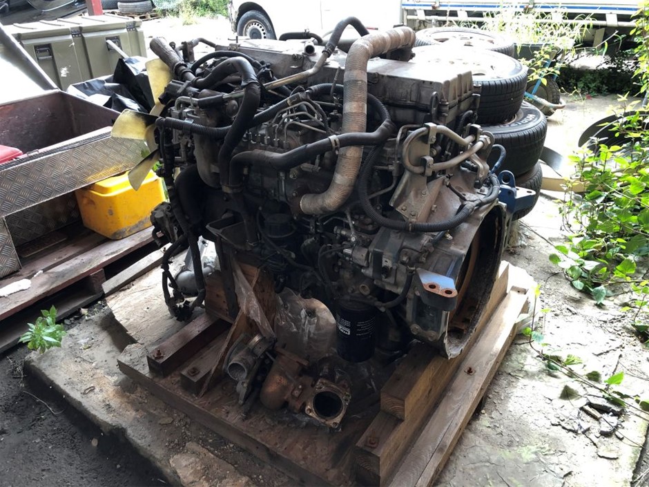 ISUZU 6HK1-TCS SITEC SERIES 2 295 out of FVY 6 cylinder 24 valve ...