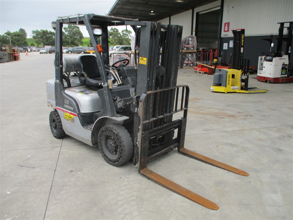 Nissan Counterbalance Forklift Model PL02A25V Auction (00113016946