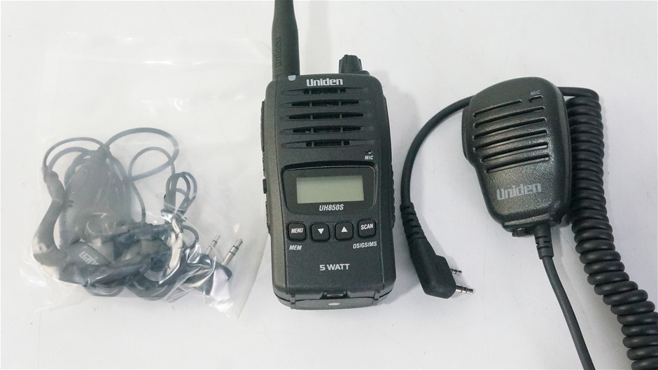 Uniden Waterproof Handheld UHFCB Radio UH850S2TP With Carry Case (New