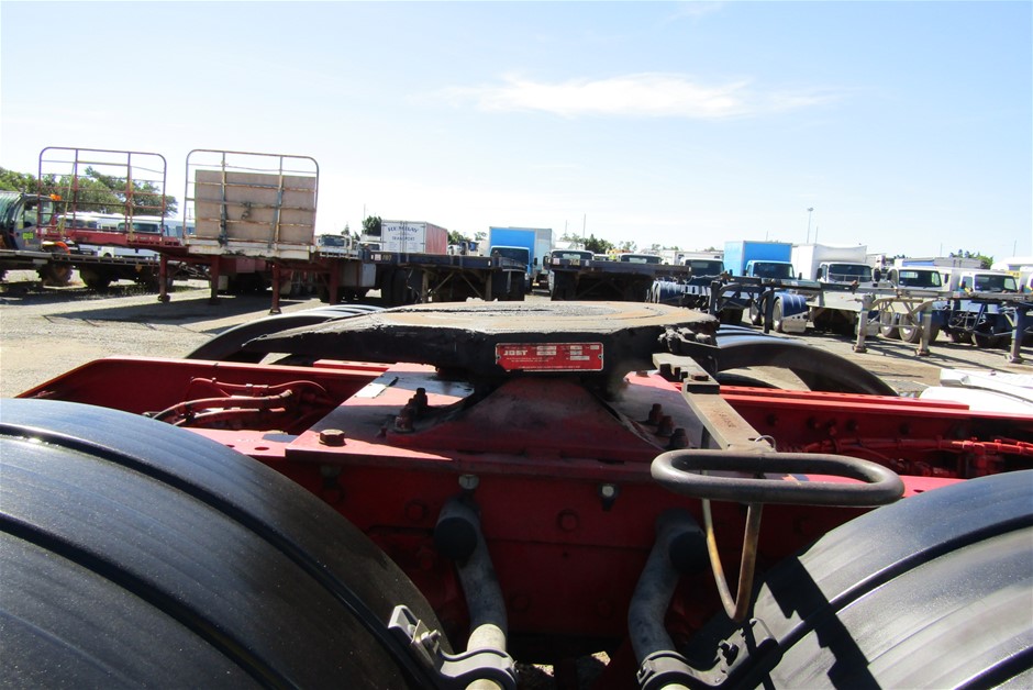 Aqua Colour Malaysia Jade 'Quartz' & Swarovski® Austrian Crystal Gold