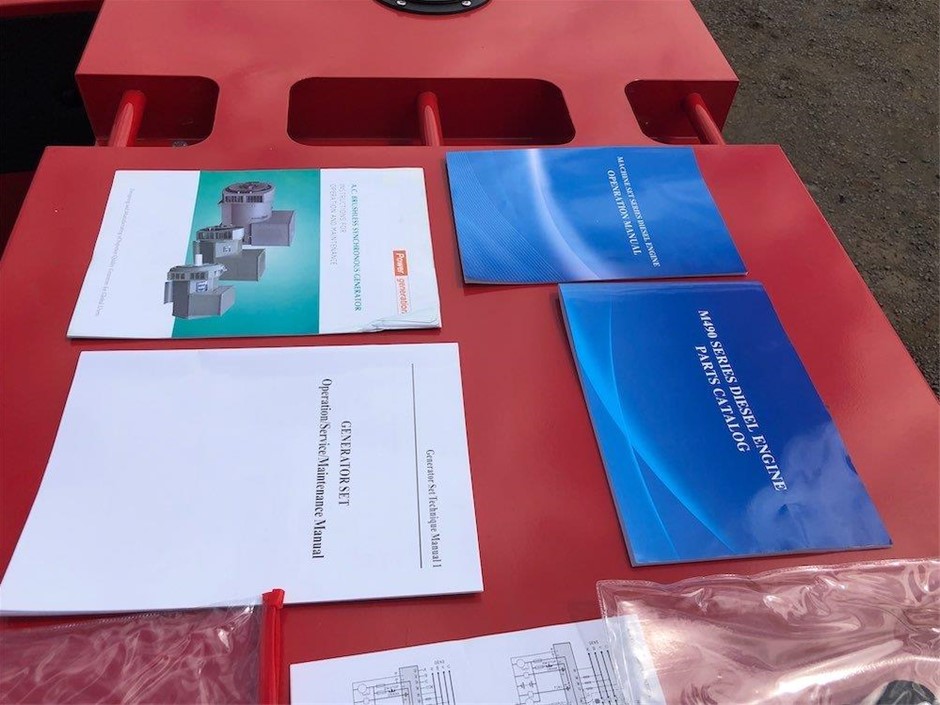 7-8mm Grade AB White Mix Shape Pearl with Real 18k Gold Plated Bracelet