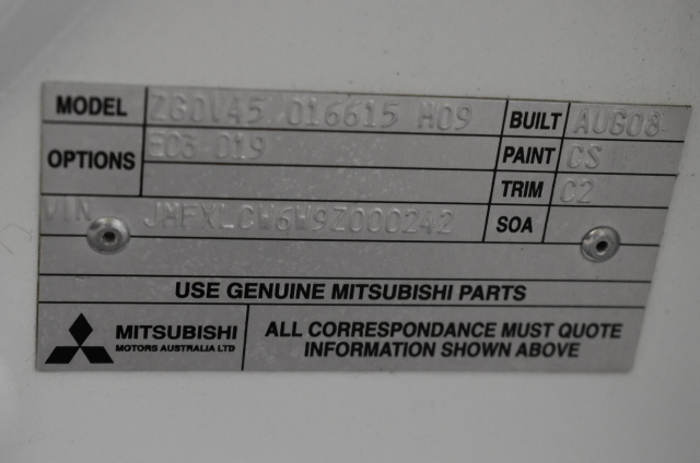 6mm Light Green Flower Jade Gemstones Crystal Beaded Bracelet