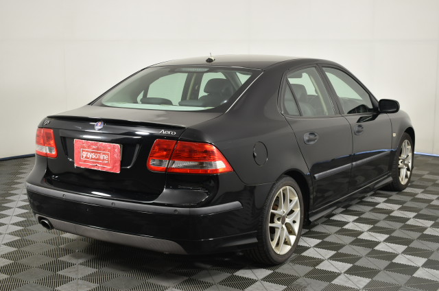 <p>2015 Haulotte  HA16 RTJ PRO Knuckle Boom Lift</p>