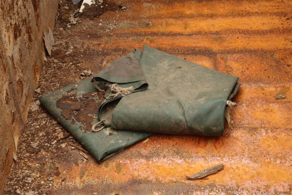 Elegant 18K Yellow Gold plated Simulated Diamond Necklace