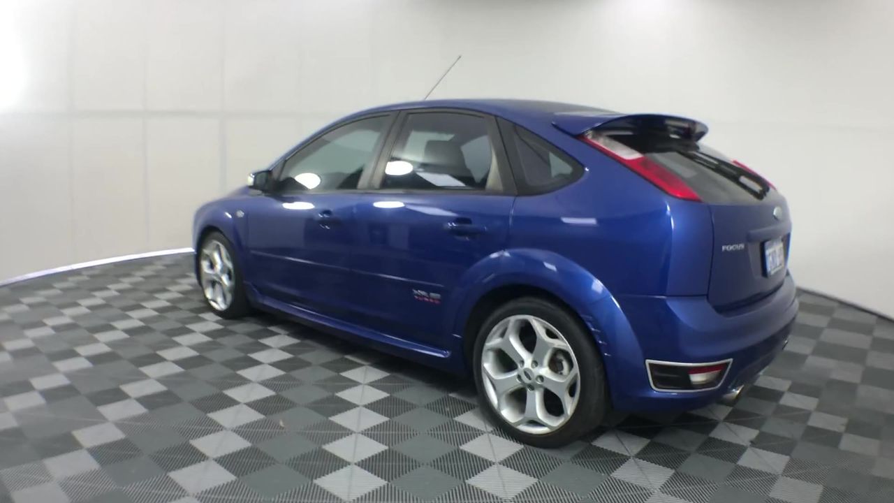 37.72 Carats Yellow Jade