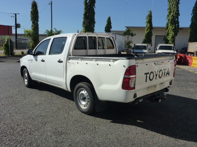 & Baroque Pearls with Peridot Real Platinum Plated Bracelet