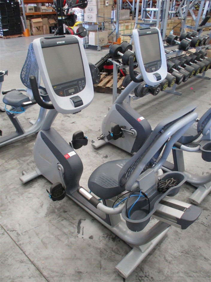 1.30 Carats Blue Sapphire