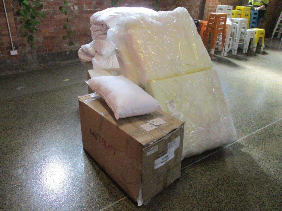 Swarovski® & Shell Pearl Dangling Earrings